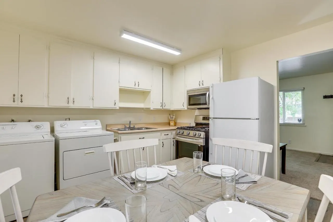 Nyaraló Pet-Friendly South Lake Tahoe Home 2 Mi To Lake